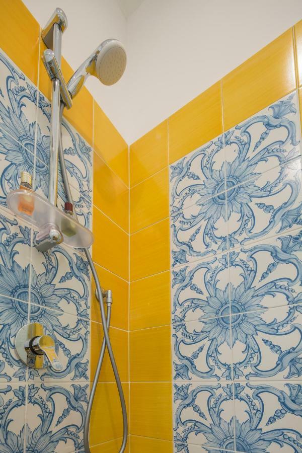 La Giulietta - Penthouse Apartment Salerno Exterior photo