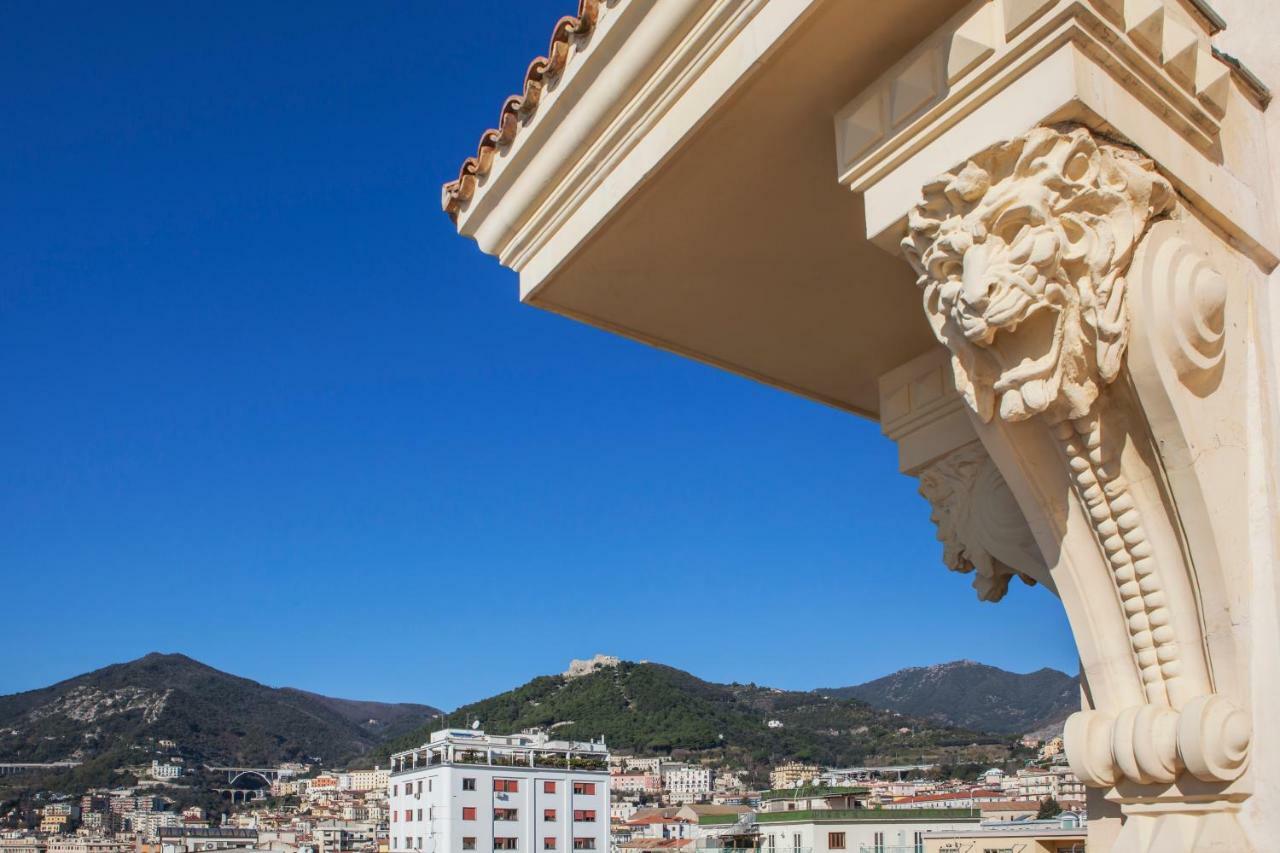La Giulietta - Penthouse Apartment Salerno Exterior photo