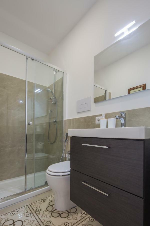 La Giulietta - Penthouse Apartment Salerno Exterior photo