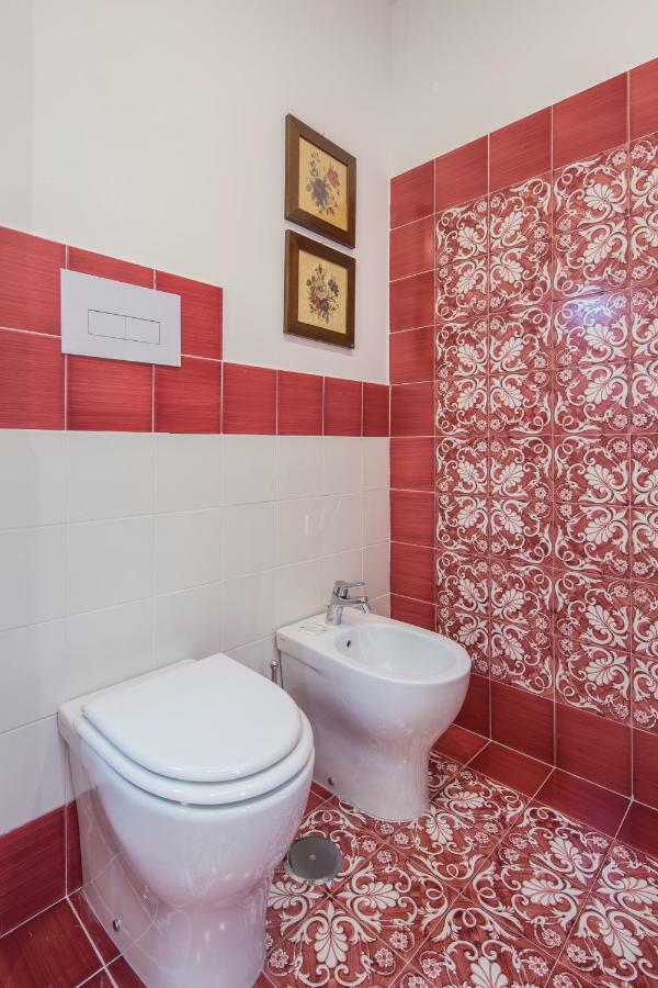 La Giulietta - Penthouse Apartment Salerno Exterior photo